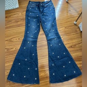Brand NEW Judy Blue Super Flare Star Jeans